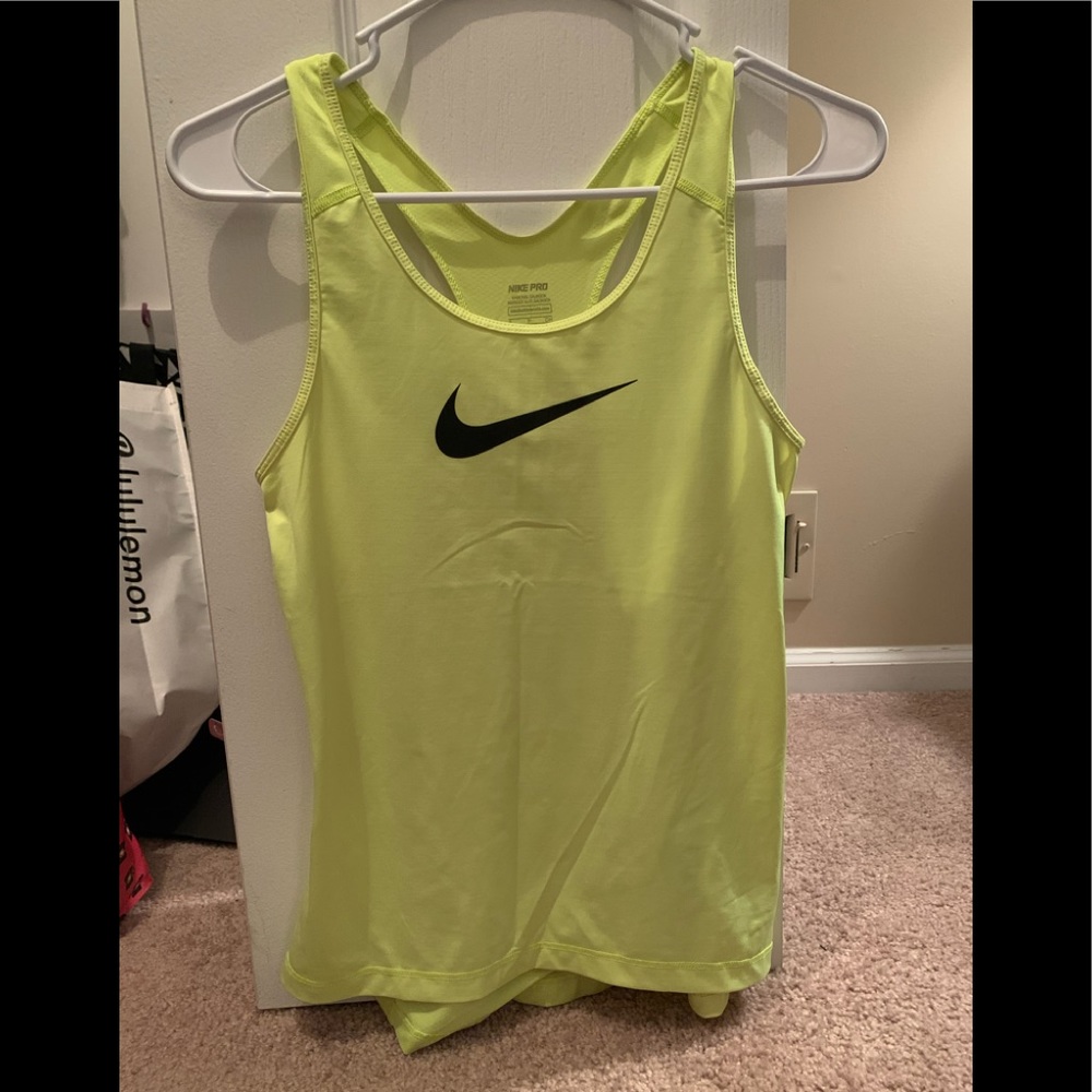 Nike pro tank